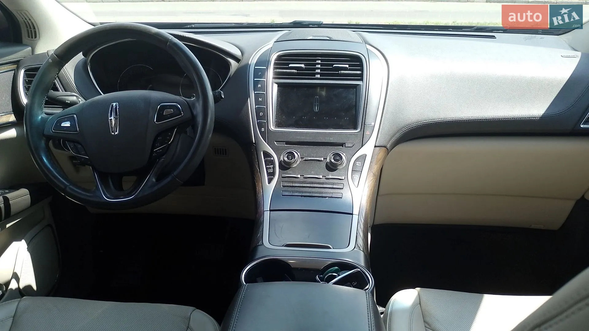 2017 Lincoln MKX - мініатюра 11