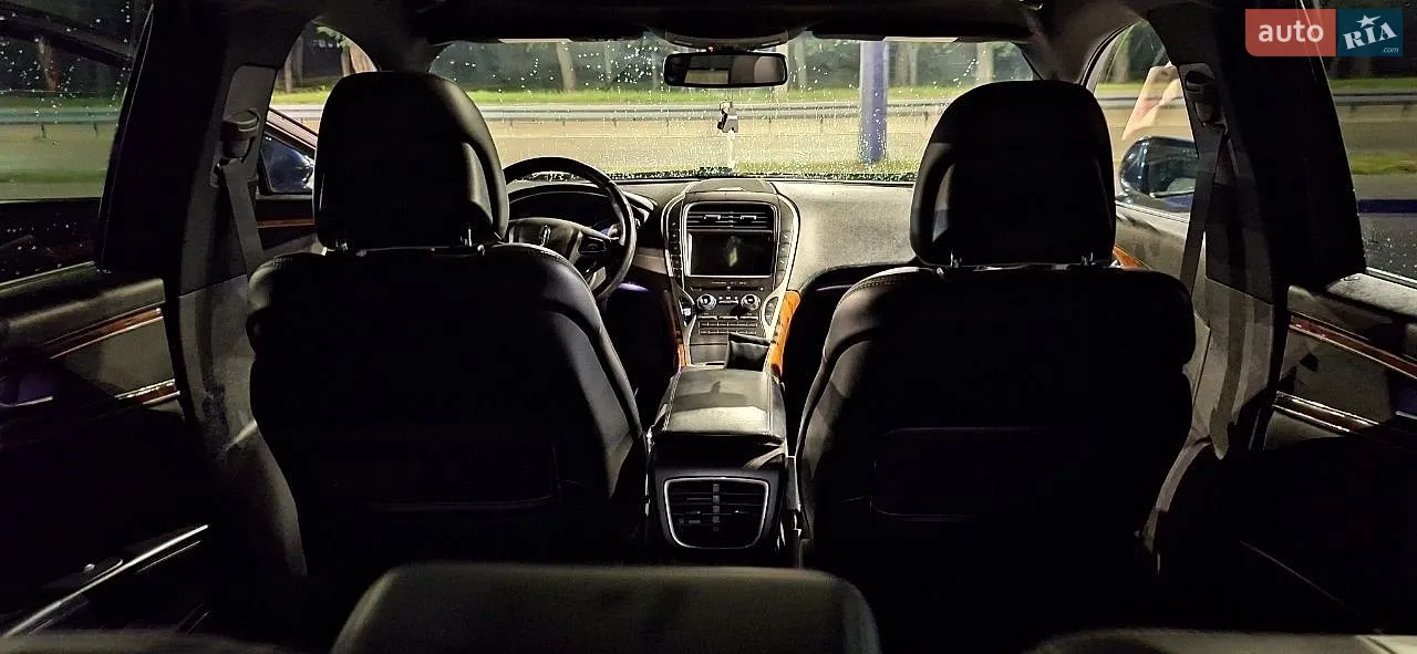2016 Lincoln MKX - мініатюра 12