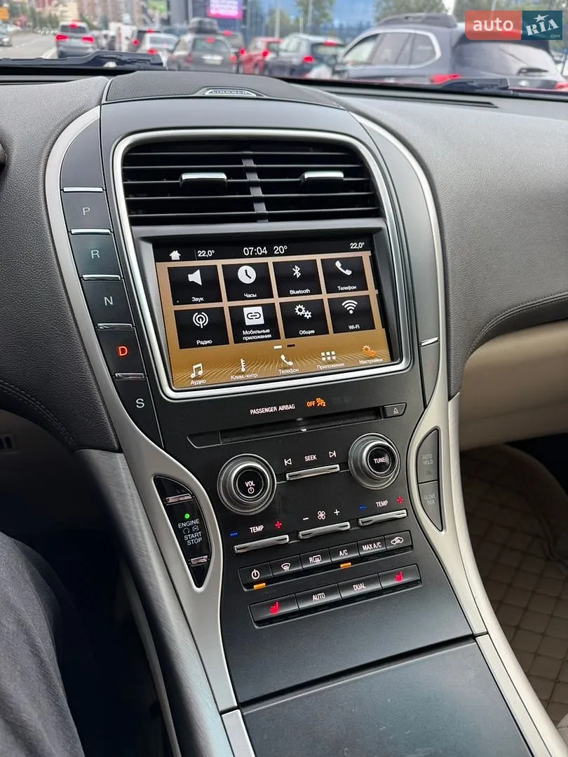 2017 Lincoln MKX - мініатюра 14