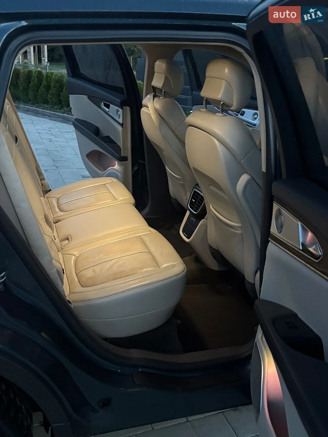 2016 Lincoln MKX - мініатюра 11
