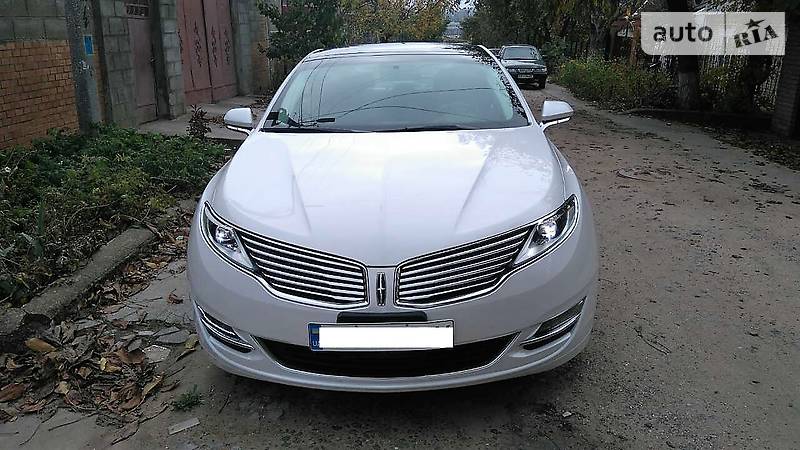 Lincoln MKZ 2014 года