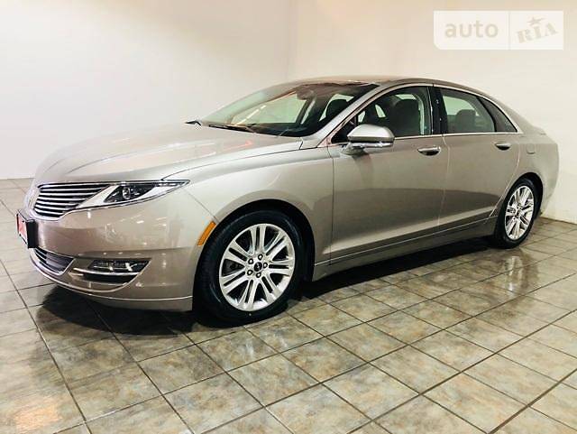 Lincoln MKZ 2015 року