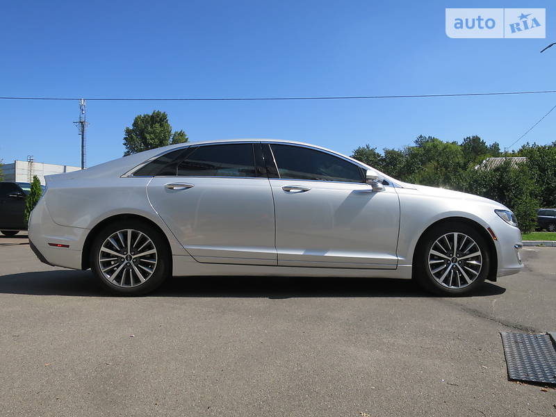 Седан Lincoln MKZ 2017 в Києві