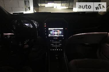 Седан Lincoln MKZ 2013 в 