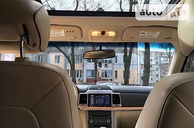 Седан Lincoln MKZ 2011 в 