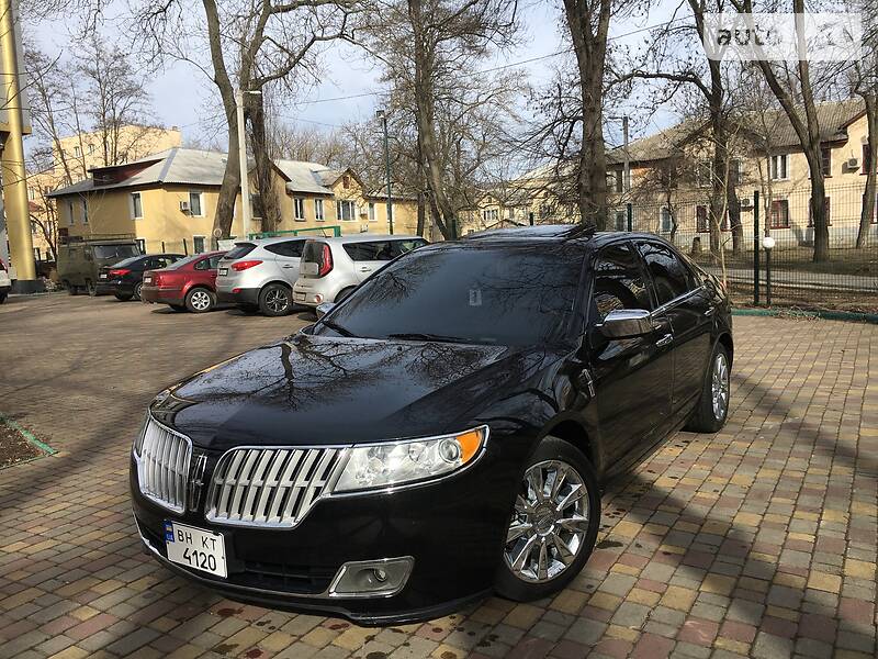 Седан Lincoln MKZ 2011 в 