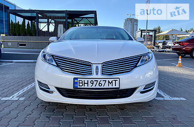 Седан Lincoln MKZ 2013 в 