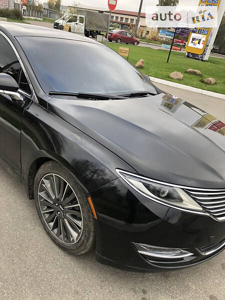 Седан Lincoln MKZ 2015 в Львове