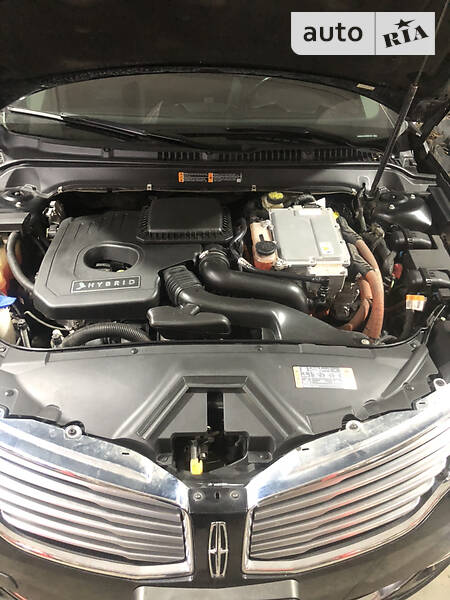 Седан Lincoln MKZ 2015 в Львове