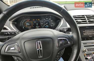 Седан Lincoln MKZ 2017 в 