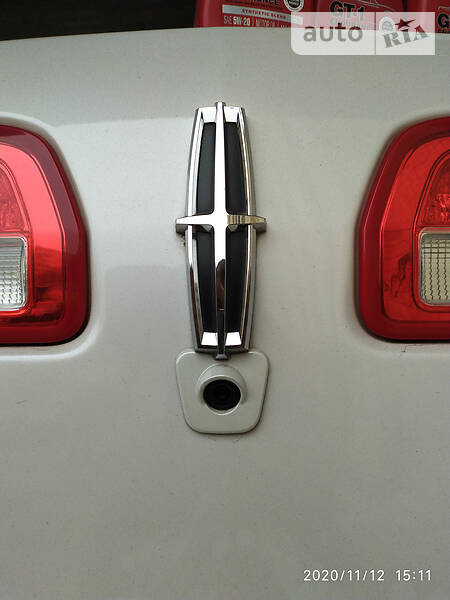 Седан Lincoln MKZ 2011 в Киеве