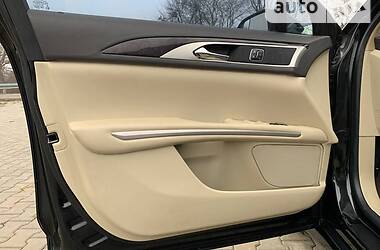 Седан Lincoln MKZ 2014 в Черновцах