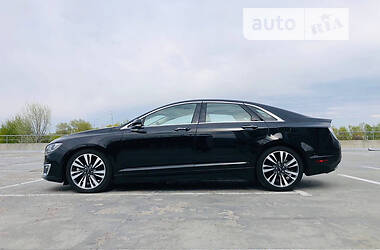 Седан Lincoln MKZ 2018 в Киеве