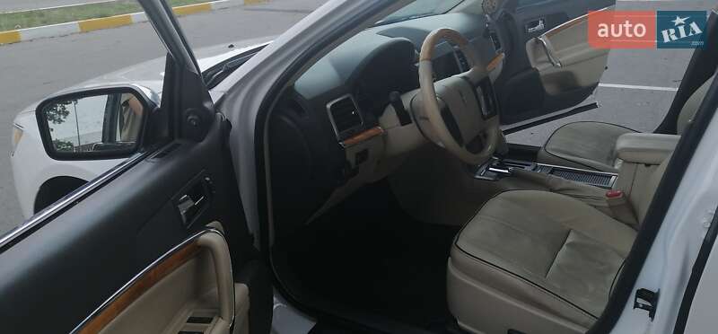Седан Lincoln MKZ 2011 в Киеве