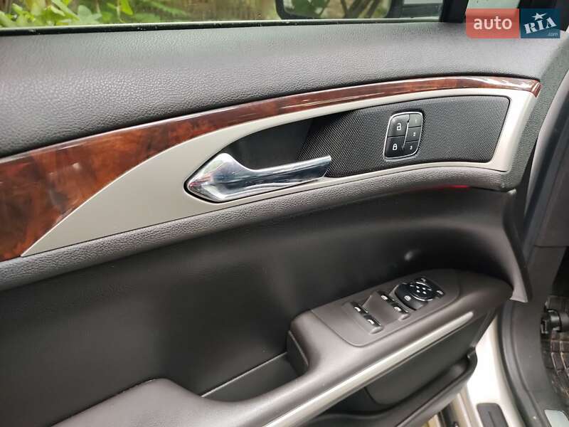 Седан Lincoln MKZ 2013 в Дніпрі