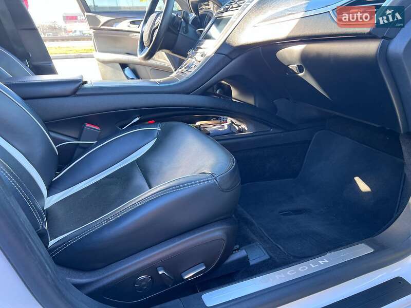 Седан Lincoln MKZ 2017 в Киеве фото 14 Седан Lincoln MKZ 2017 в Киеве