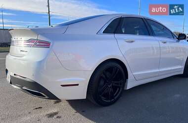 Седан Lincoln MKZ 2017 в 