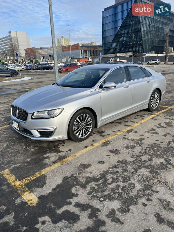 Седан Lincoln MKZ 2016 в Киеве