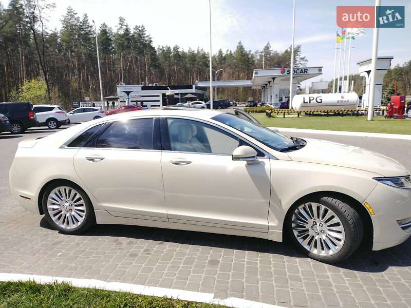 Седан Lincoln MKZ 2015 в Києві