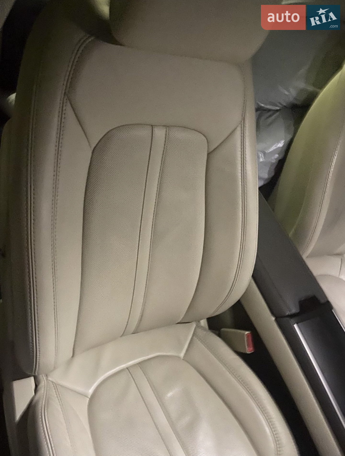 2014 Lincoln MKZ - мініатюра 8