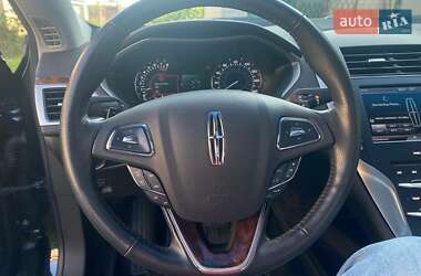 Седан Lincoln MKZ 2014 в Черкассах