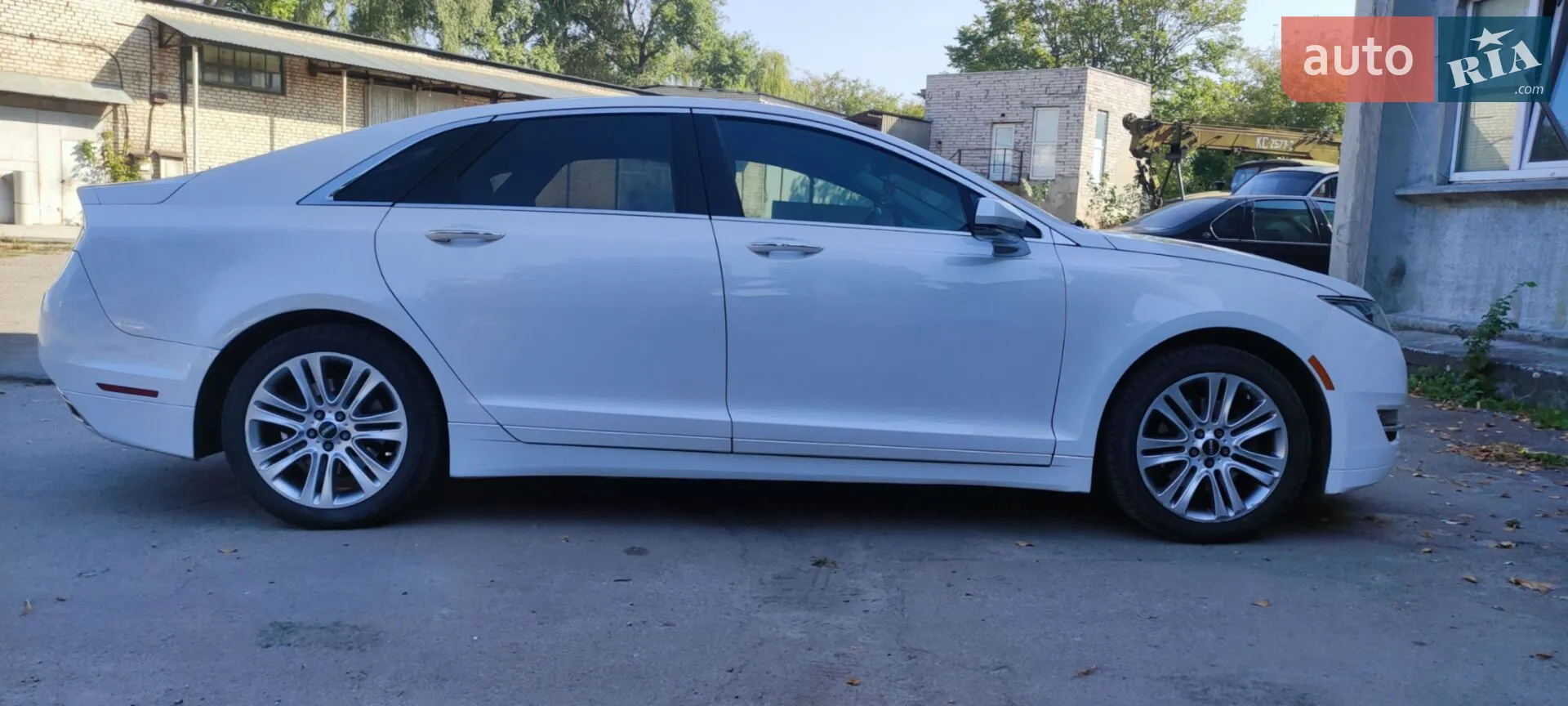 2015 Lincoln MKZ - мініатюра 2