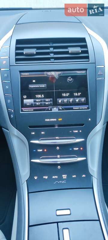 Седан Lincoln MKZ 2015 в Ніжині