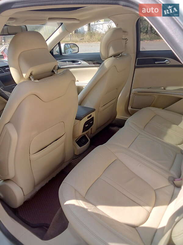 Седан Lincoln MKZ 2013 в Кривому Розі