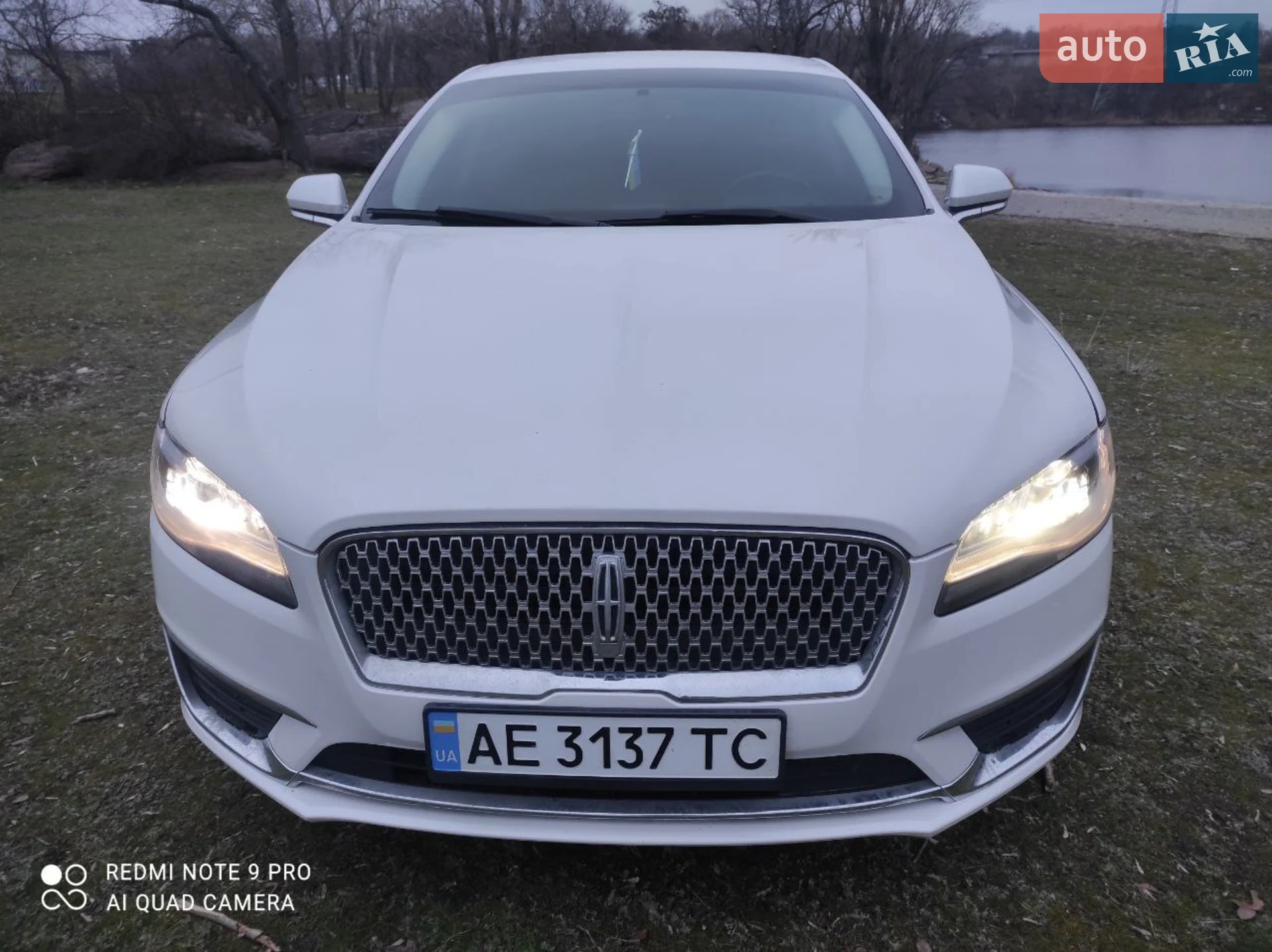 2016 Lincoln MKZ - мініатюра 8