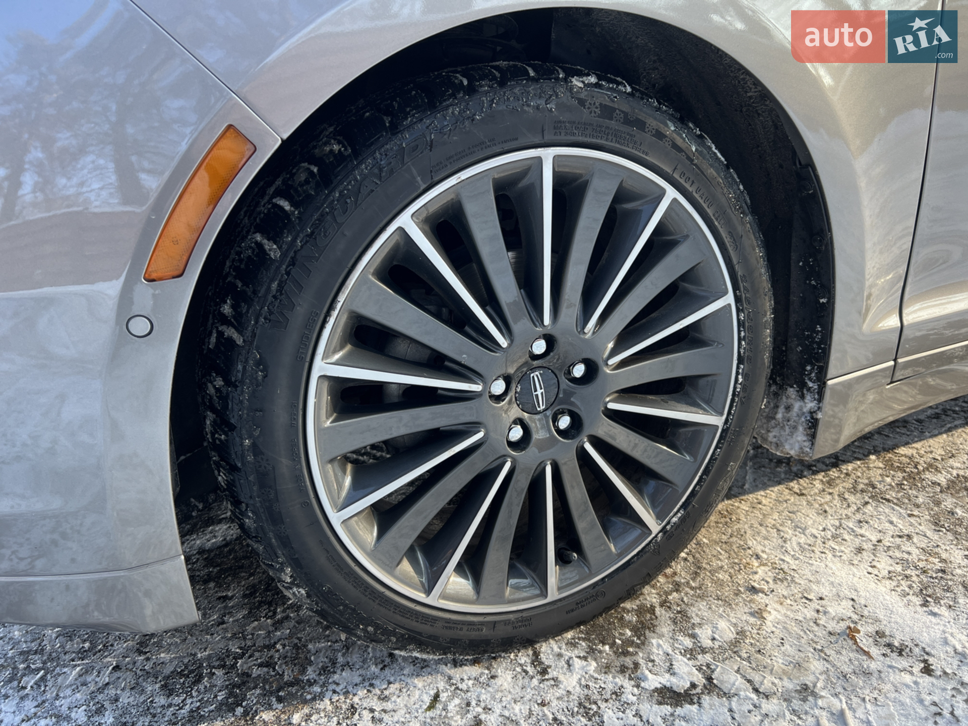2016 Lincoln MKZ - мініатюра 12