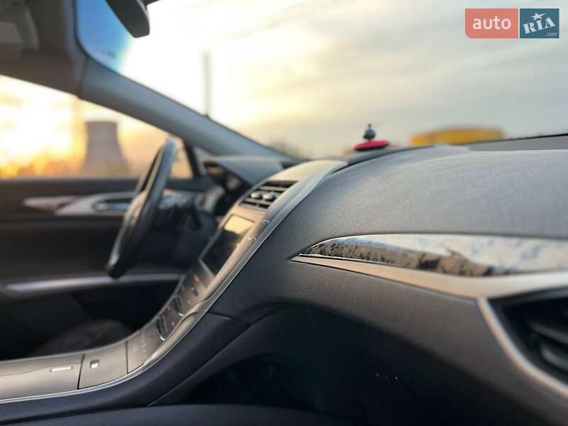 Седан Lincoln MKZ 2013 в Харкові