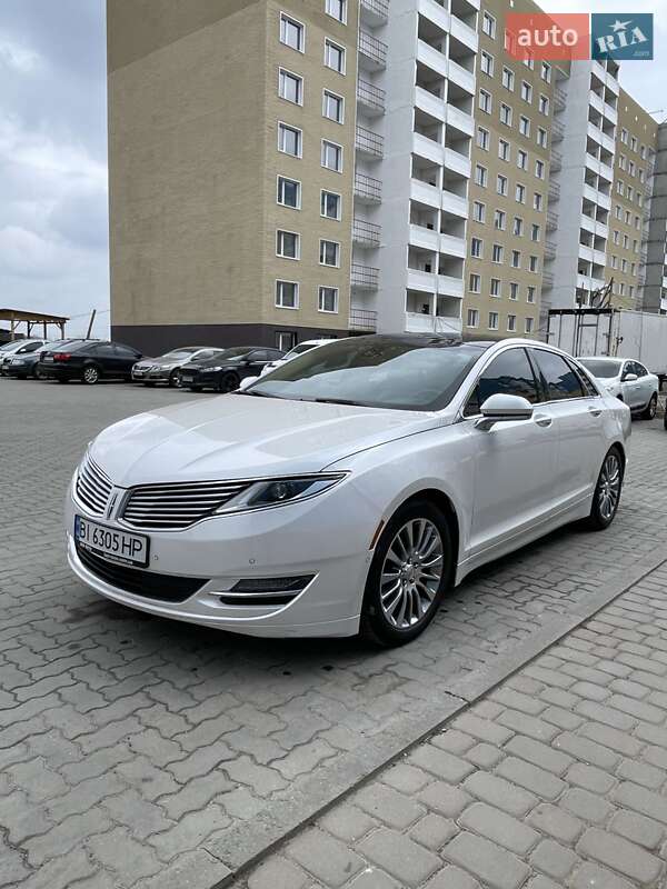 Lincoln MKZ 2015