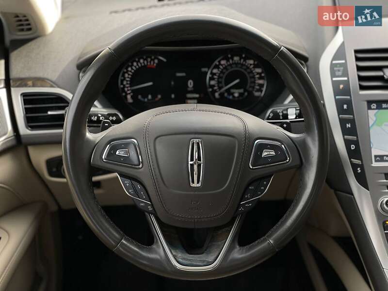 Седан Lincoln MKZ 2016 в Ровно