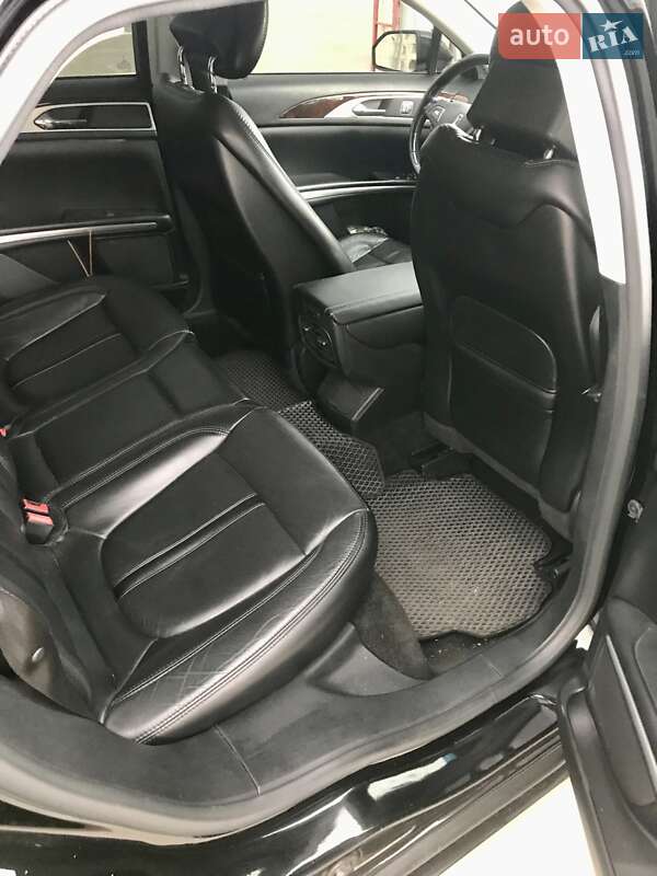 Седан Lincoln MKZ 2016 в Києві