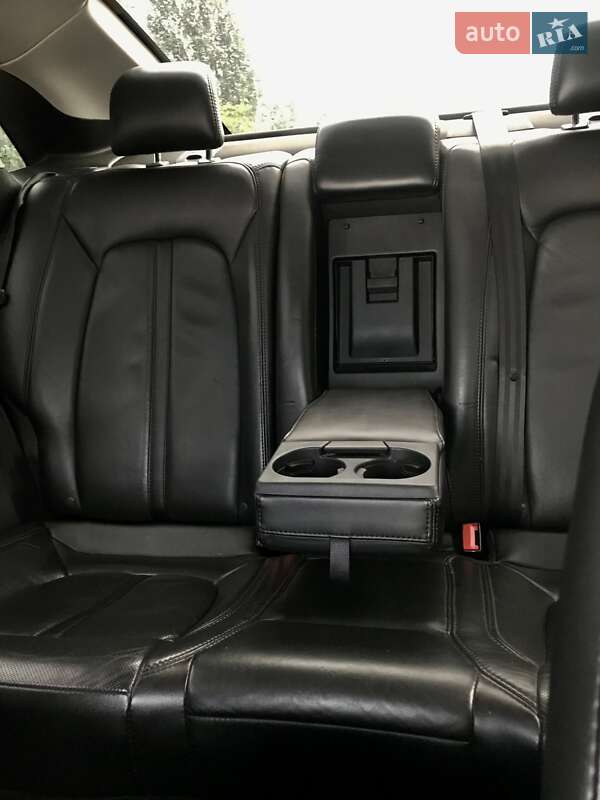 Седан Lincoln MKZ 2016 в Києві