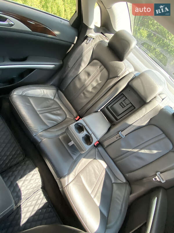 Седан Lincoln MKZ 2014 в Одесі