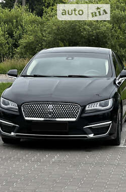 Седан Lincoln MKZ 2013 в Львові