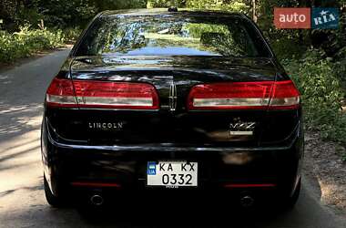 Седан Lincoln MKZ 2011 в 