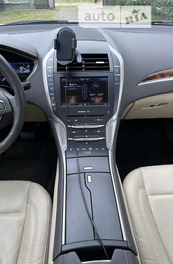 Седан Lincoln MKZ 2013 в Львове