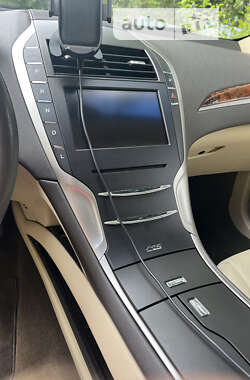 Седан Lincoln MKZ 2013 в Львове