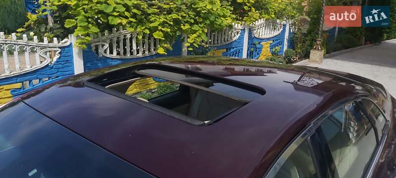 Седан Lincoln MKZ 2016 в Дубно