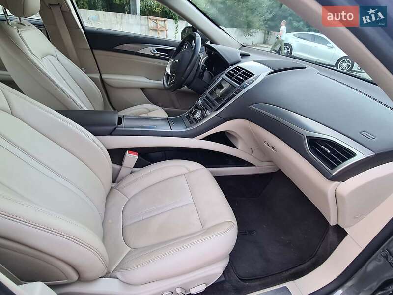 Седан Lincoln MKZ 2017 в Киеве