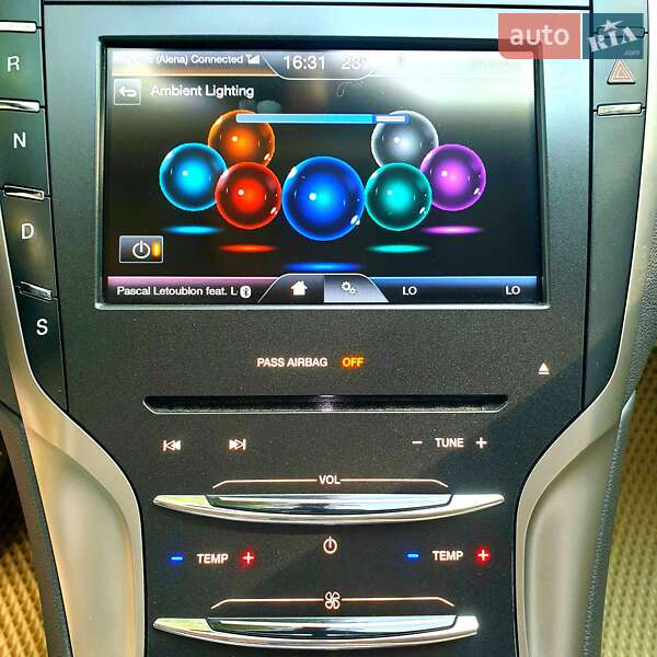 Седан Lincoln MKZ 2014 в Черновцах