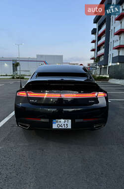 Седан Lincoln MKZ 2014 в 