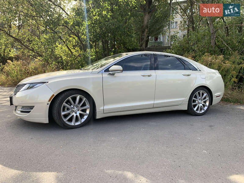 Седан Lincoln MKZ 2015 в Києві