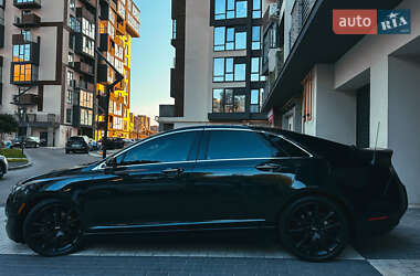 Седан Lincoln MKZ 2014 в 