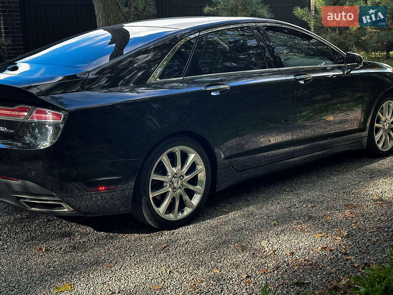 Седан Lincoln MKZ 2014 в Виннице