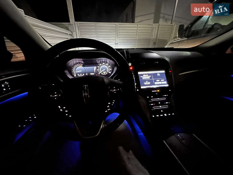 Седан Lincoln MKZ 2014 в Виннице