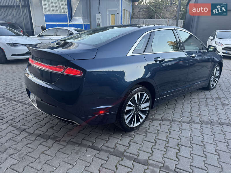Седан Lincoln MKZ 2016 в Киеве