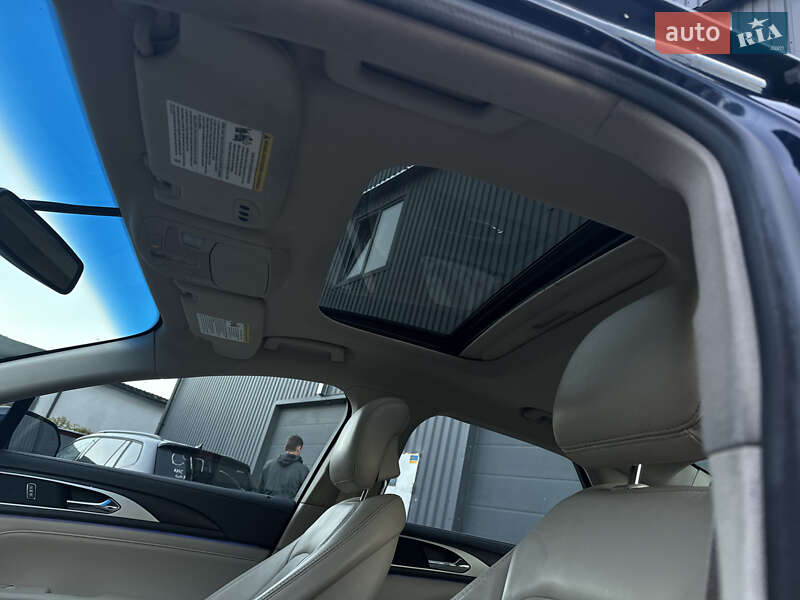 Седан Lincoln MKZ 2016 в Киеве